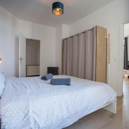 רואן Charming City Center Flat מראה חיצוני תמונה