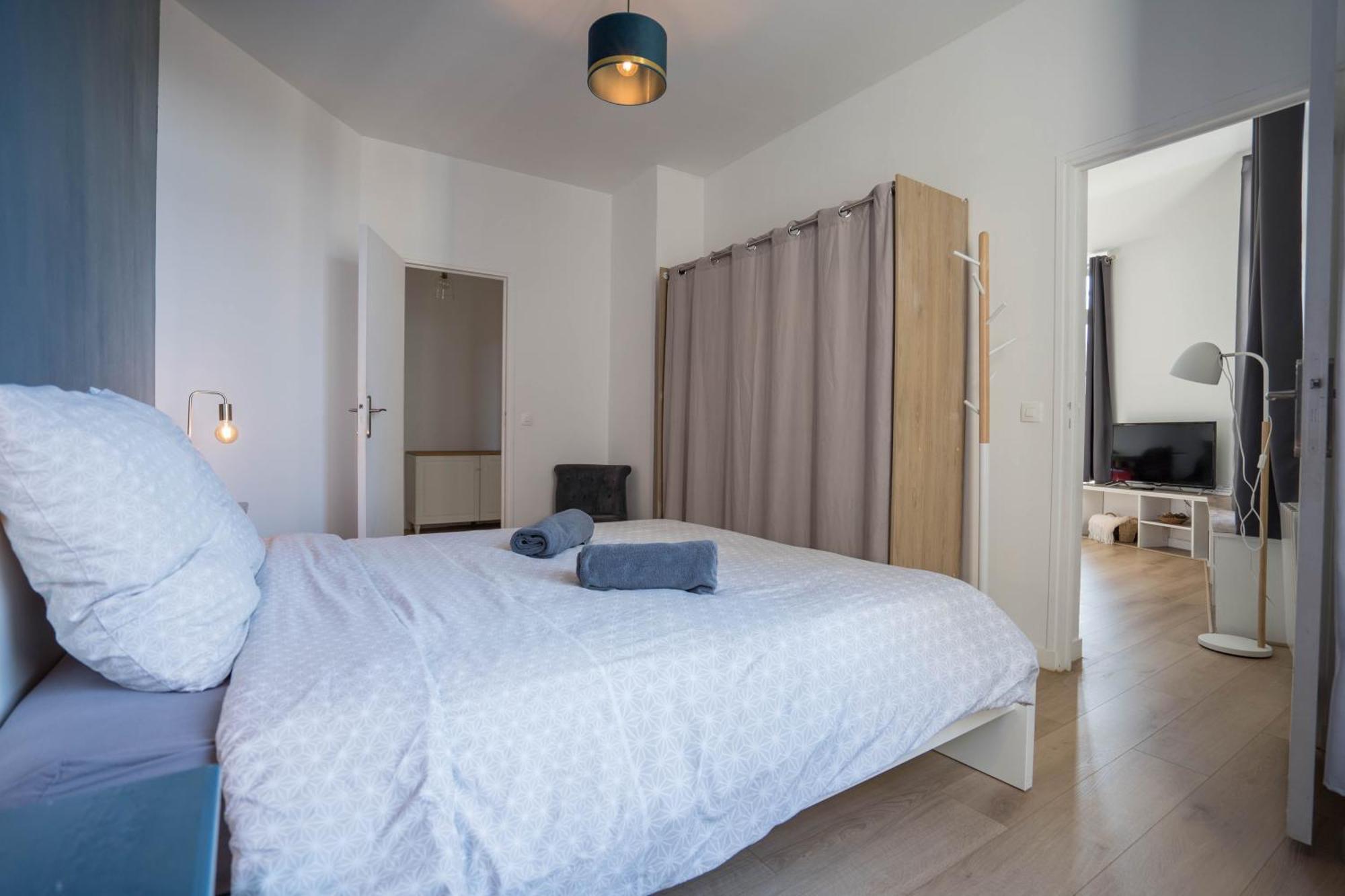 רואן Charming City Center Flat מראה חיצוני תמונה