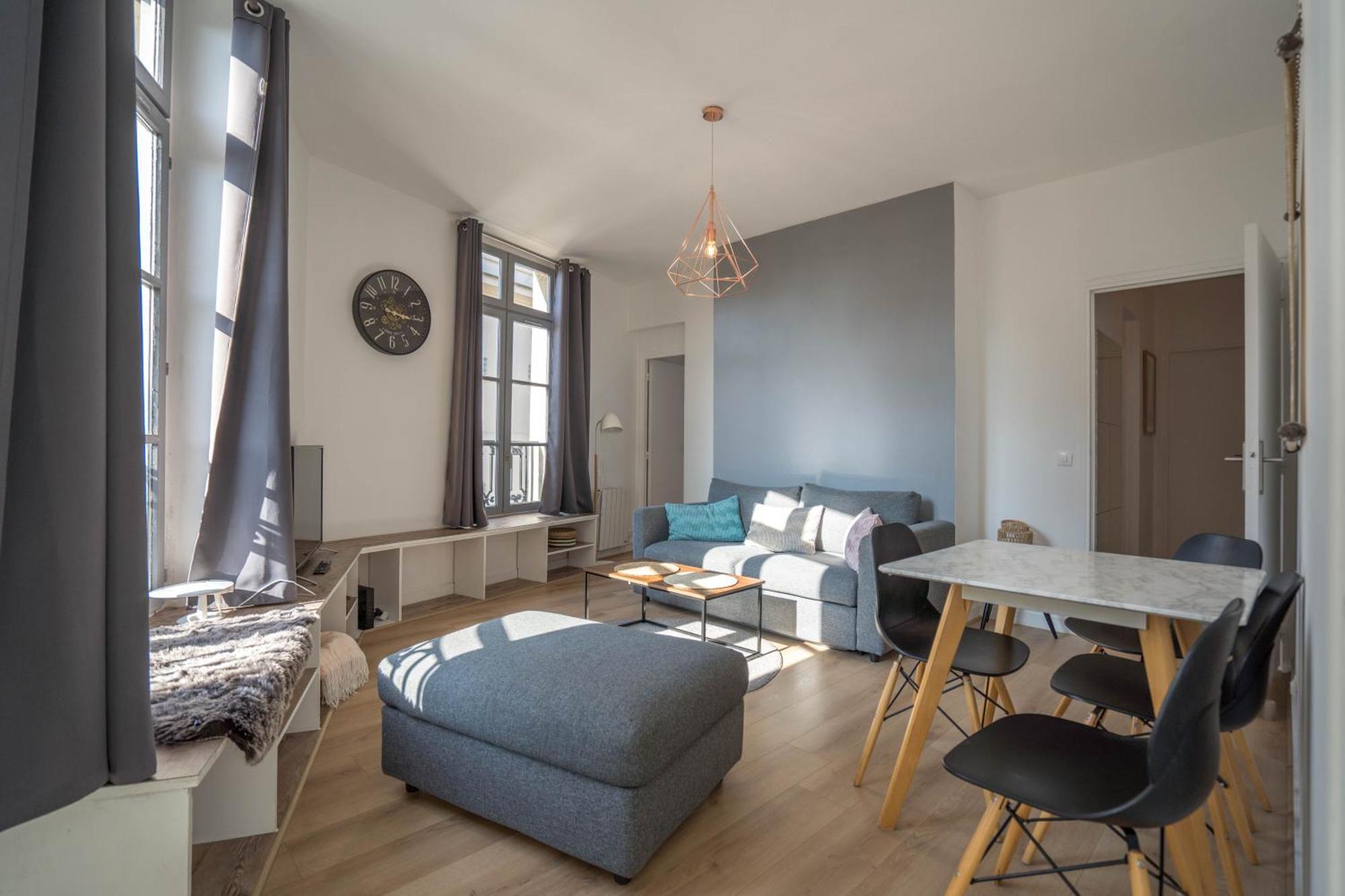 רואן Charming City Center Flat מראה חיצוני תמונה